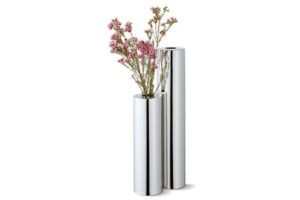 zwei längliche Vase verchromt