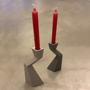 Kerzenständer in ZICZAC -Form